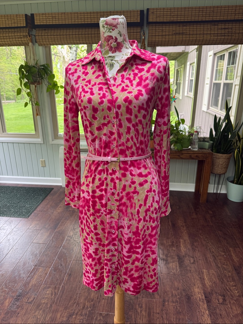 Anne Klein Pink Leopard Print Long Sleeve Shirt Dress with Pink Belt Size Small